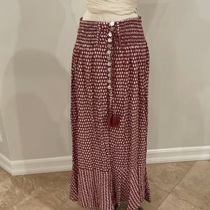 Women’s skirt by “tiare Hawaii”
